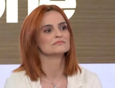 Υποψήφια βουλευτής ΣΥΡΙΖΑ αποκαλύπτει: «Υπάρχει συμφωνία να παραιτηθεί ο Φλαμπουράρης» (βίντεο)